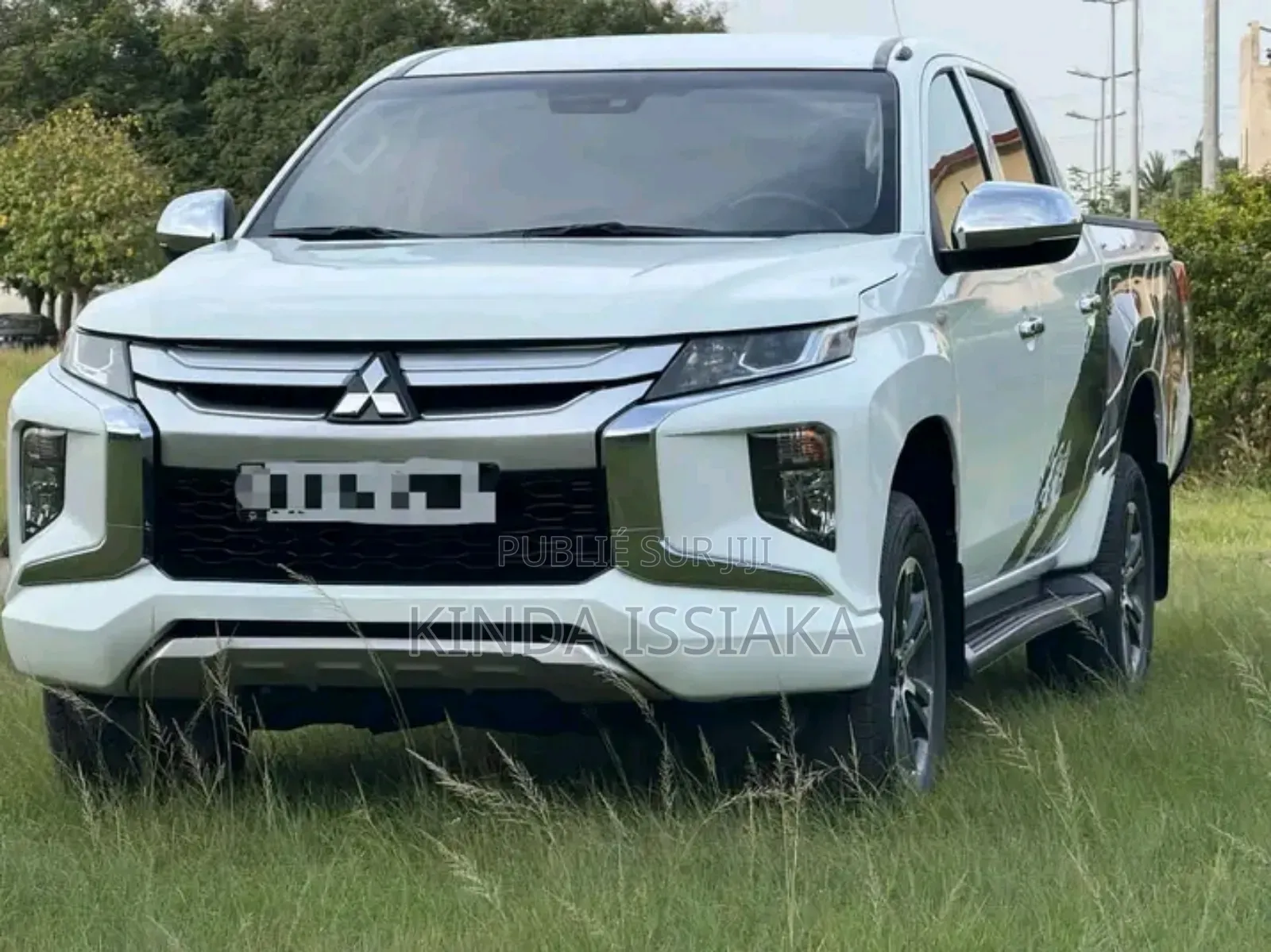 Mitsubishi L200 2021 Blanc cassé