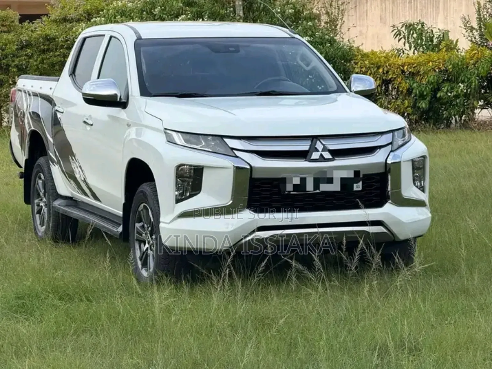 Mitsubishi L200 2021 Blanc cassé