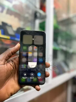 Apple iPhone 11 Pro Max 64 GB Doré