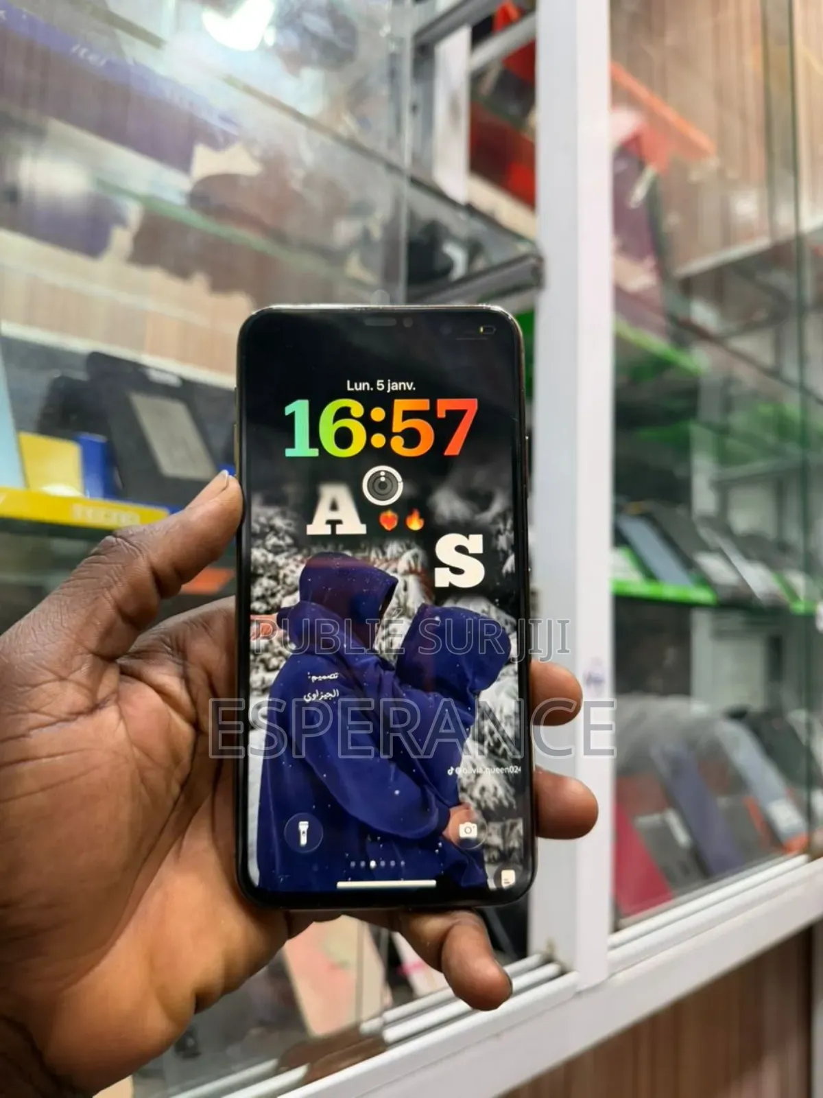 Apple iPhone 11 Pro Max 64 GB Doré