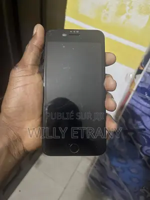 New Apple iPhone 7 Plus 32 GB Black