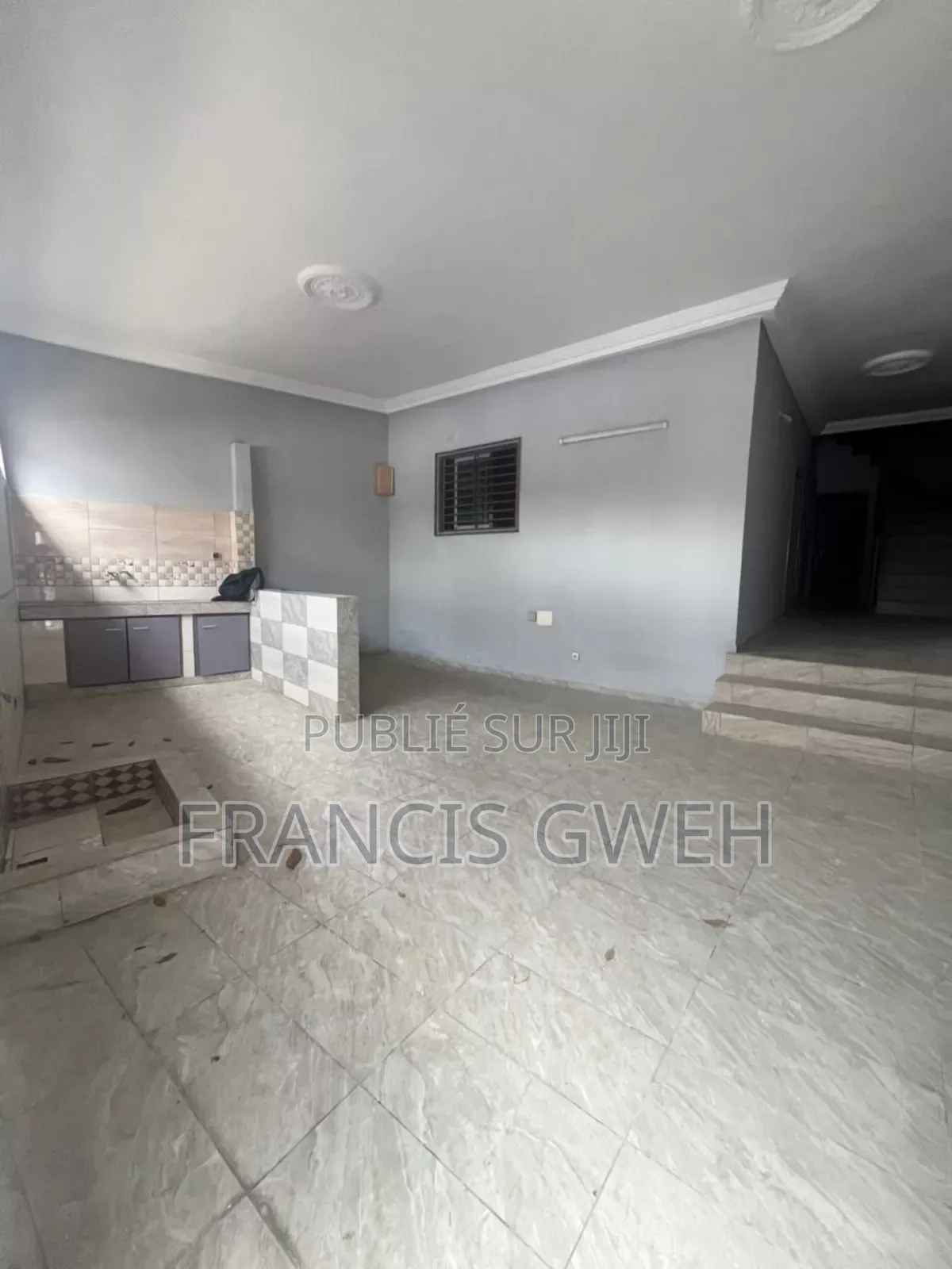 2chbre Appartement dans Francis Gweh, Cocody à Louer