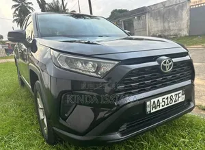 Toyota RAV4 2021 Black