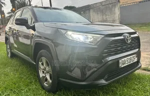 Toyota RAV4 2021 Black