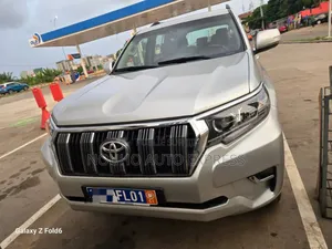 Toyota Land Cruiser Prado 2017 Beige