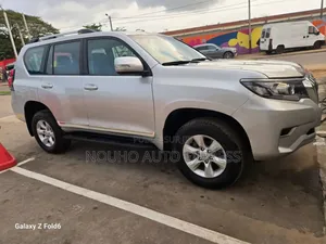 Toyota Land Cruiser Prado 2017 Beige