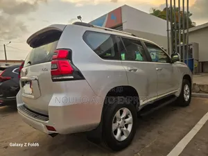 Toyota Land Cruiser Prado 2017 Beige