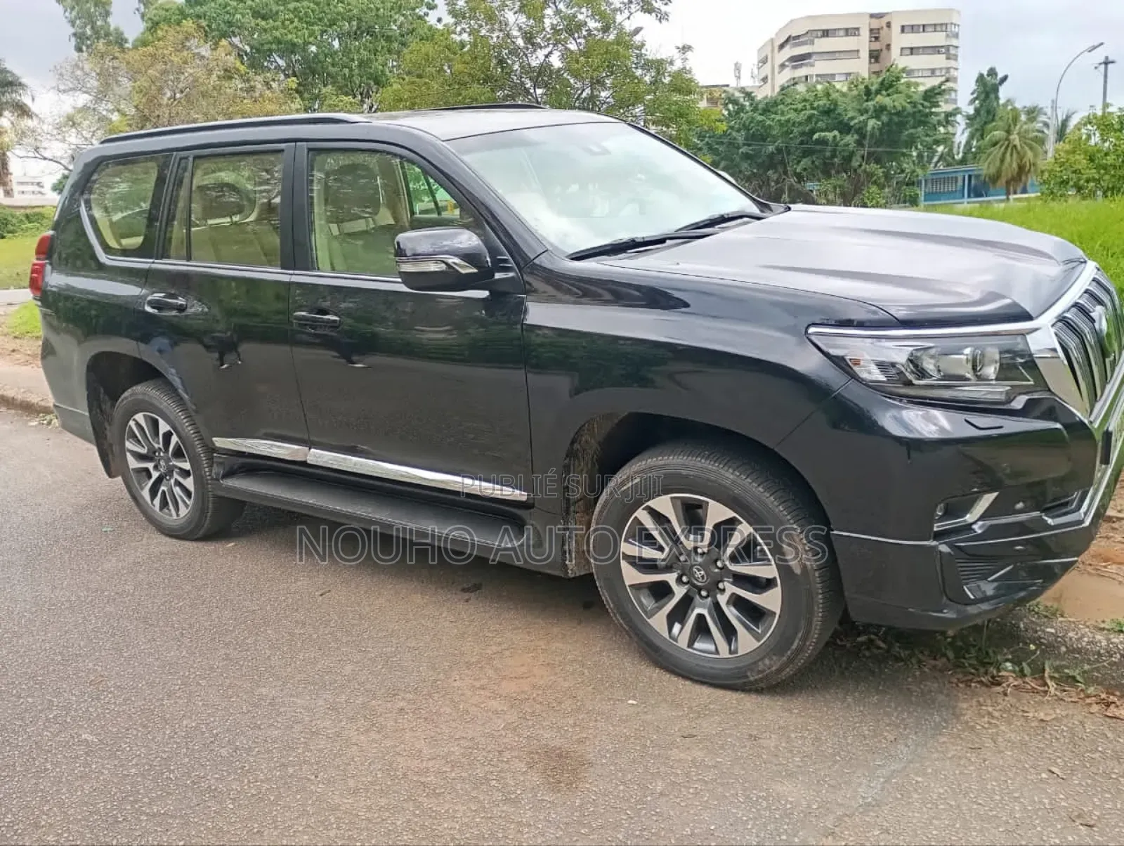 Toyota Land Cruiser Prado 2024 Black