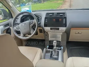 Toyota Land Cruiser Prado 2024 Black