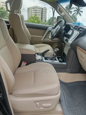 Toyota Land Cruiser Prado 2024 Black