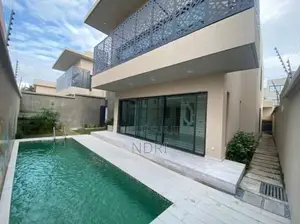 6chbre Appartement dans Building House, Cocody à Louer