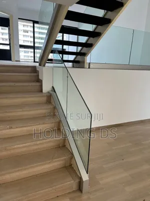 Furnished 2chbre Appartement dans Location Immobilière, Le Plateau