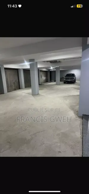 2chbre Appartement dans Francis Gweh, Cocody à Louer