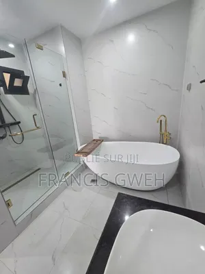 3chbre Appartement dans Francis Gweh, Cocody à Louer