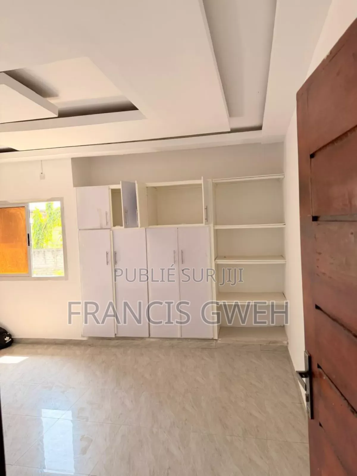 2chbre Appartement dans Francis Gweh, Cocody à Louer