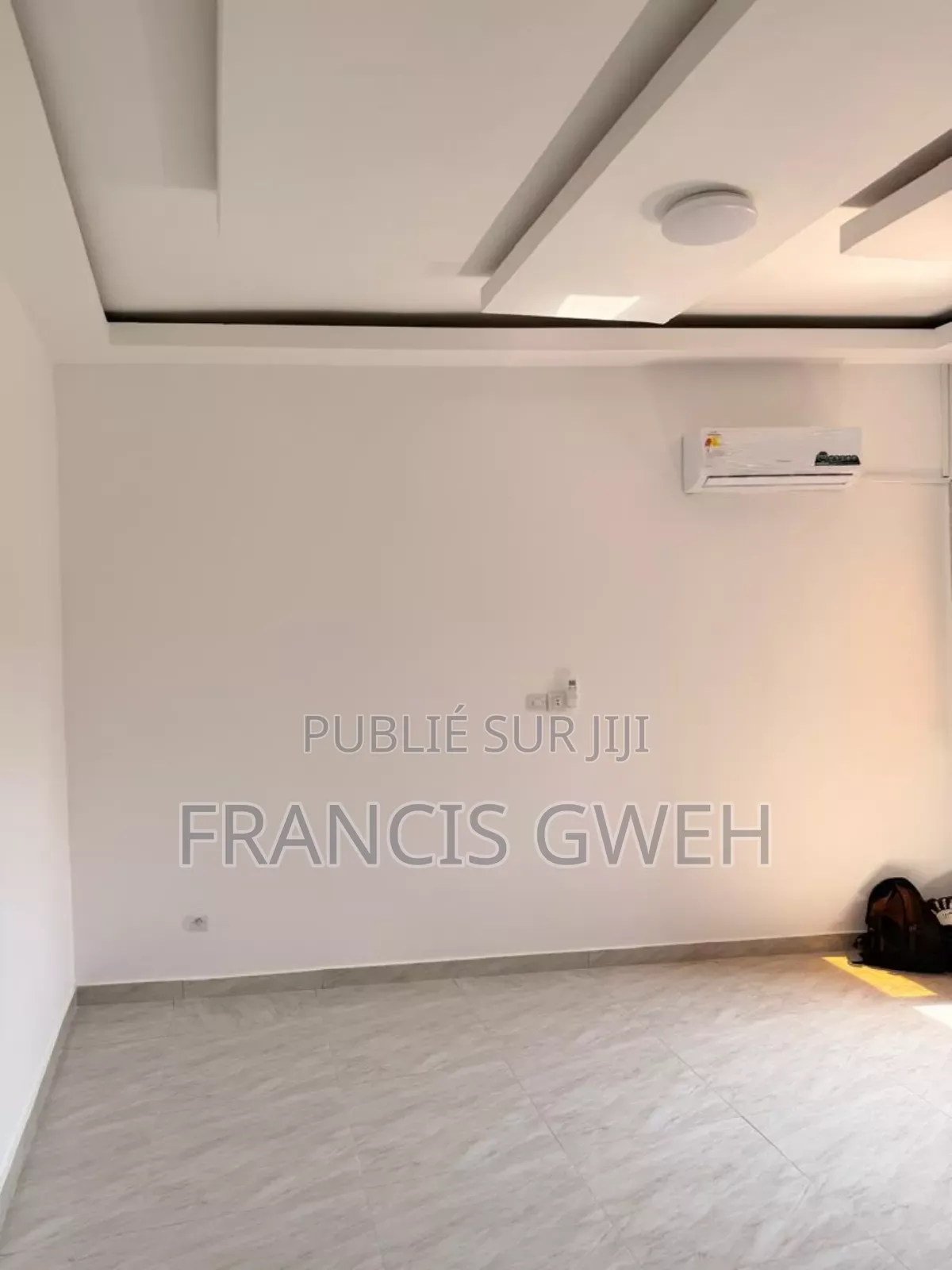 2chbre Appartement dans Francis Gweh, Cocody à Louer
