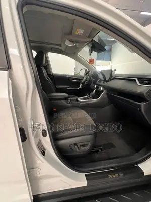 Toyota RAV4 2025 Blanc