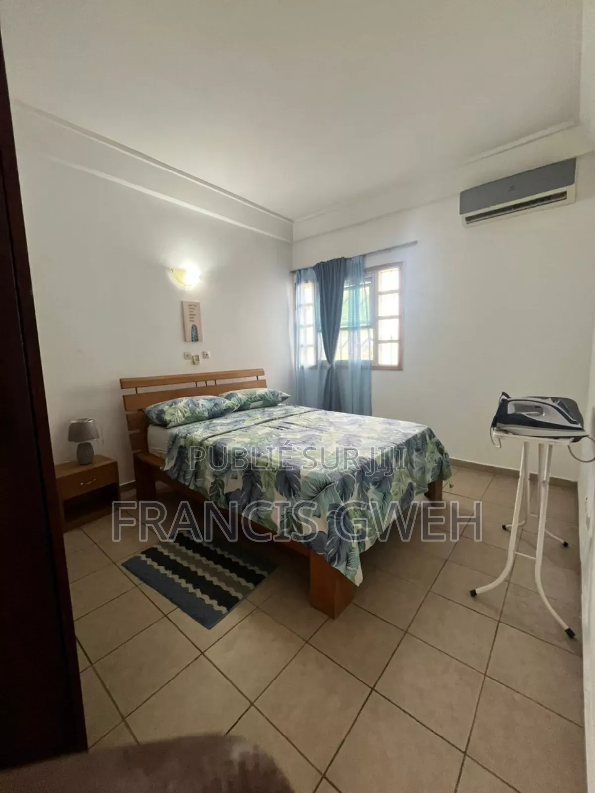 Furnished 2chbre Appartement dans Francis Gweh, Cocody à Louer