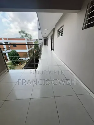 2chbre Appartement dans Francis Gweh, Cocody à Louer