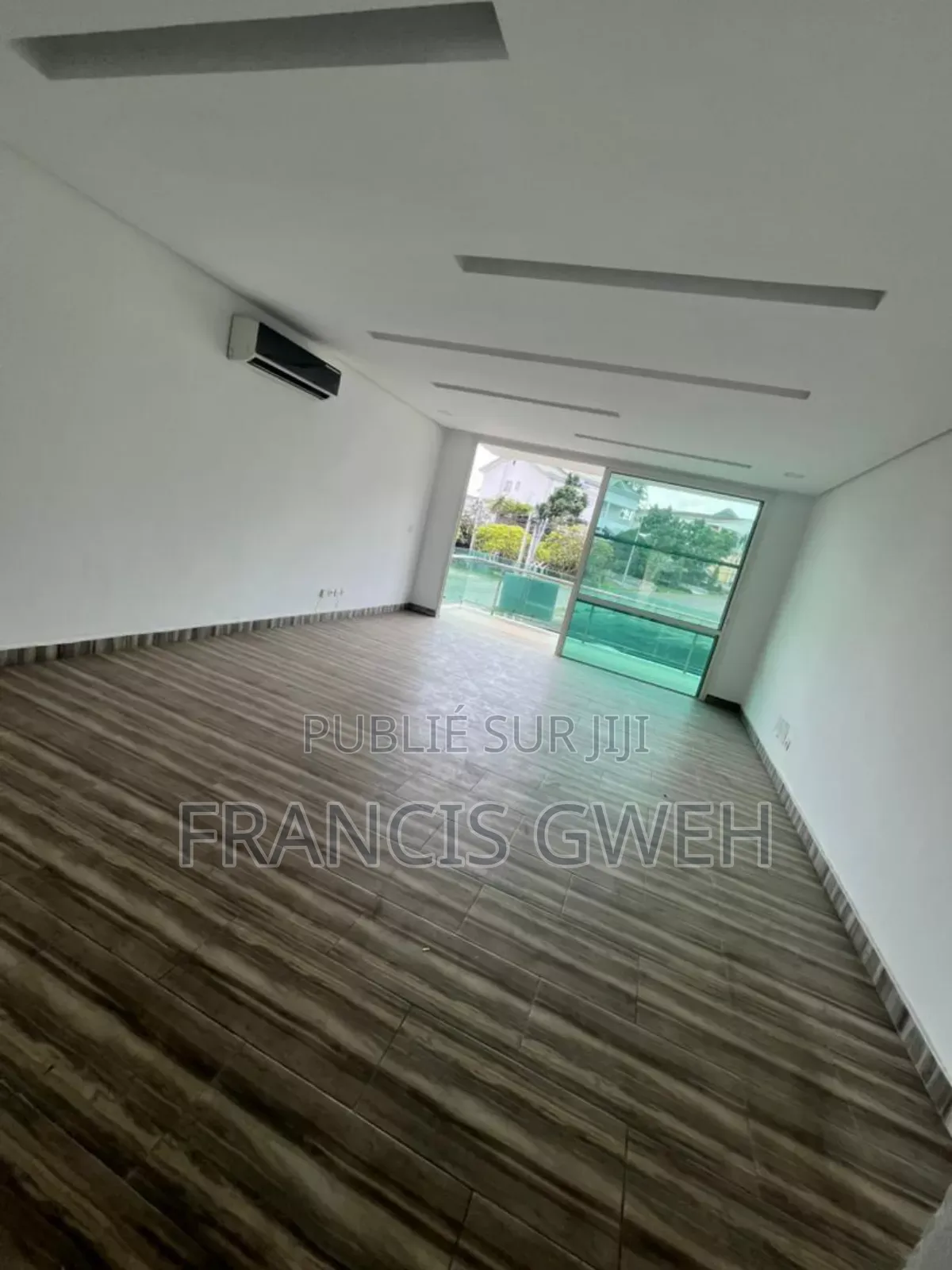 2chbre Appartement dans Francis Gweh, Cocody à Louer