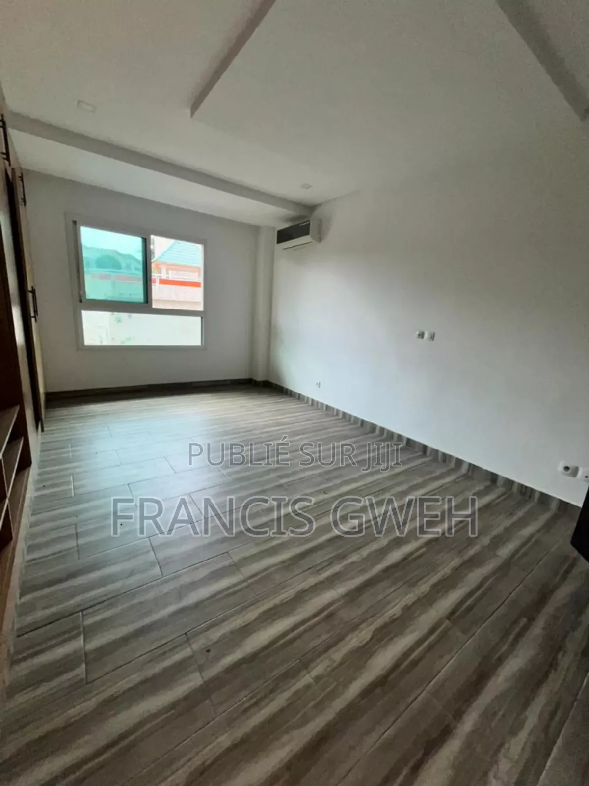 2chbre Appartement dans Francis Gweh, Cocody à Louer