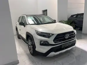Toyota RAV4 2025 Blanc