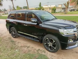 Toyota Land Cruiser 2021 Black