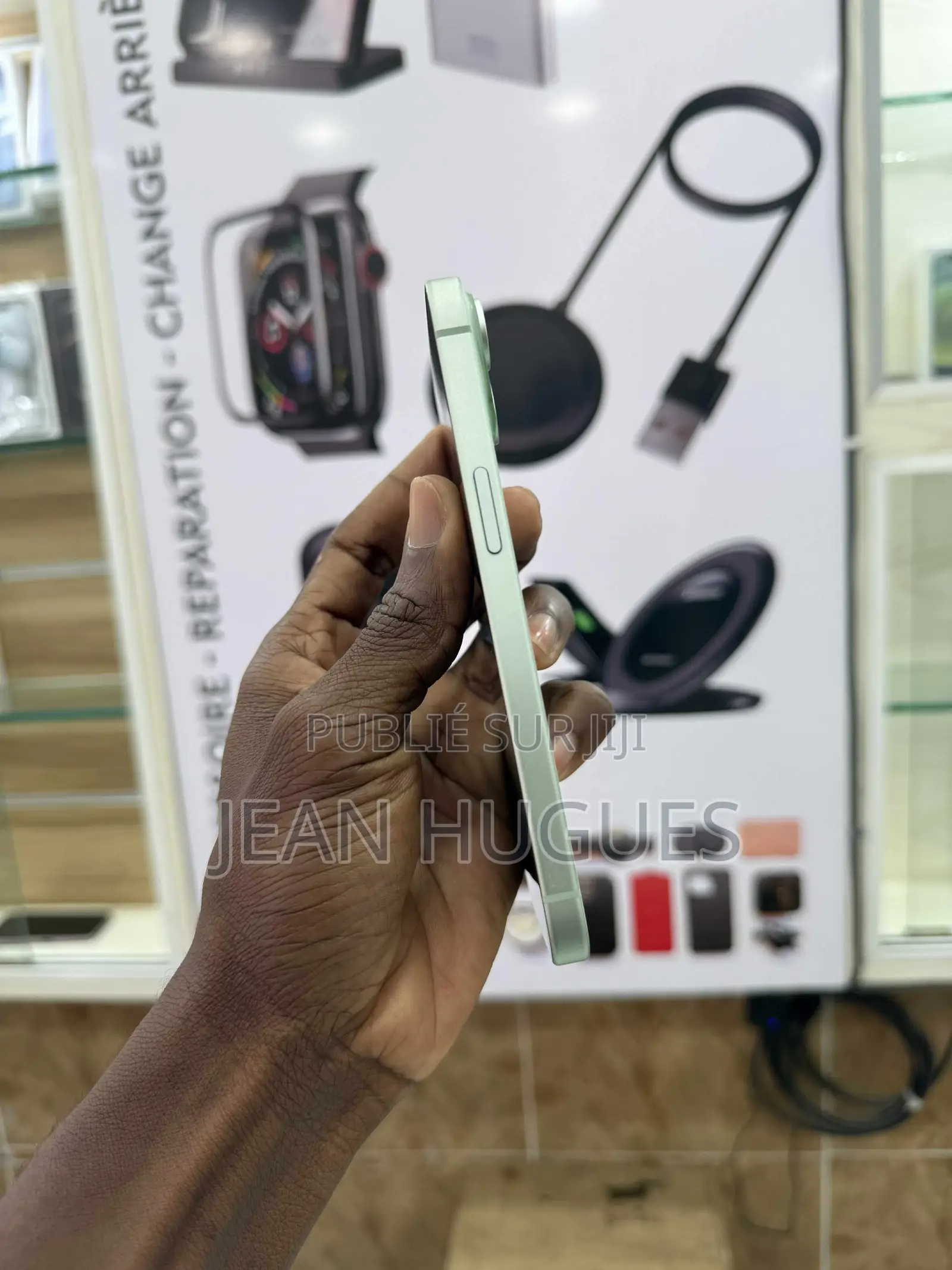 Apple iPhone 15 128 GB Vert