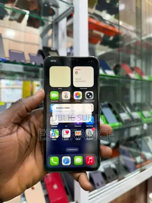 Apple iPhone 11 Pro Max 64 GB Doré