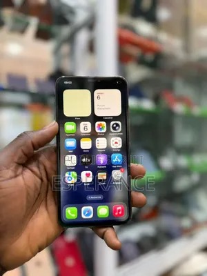 Apple iPhone 11 Pro Max 64 GB Doré