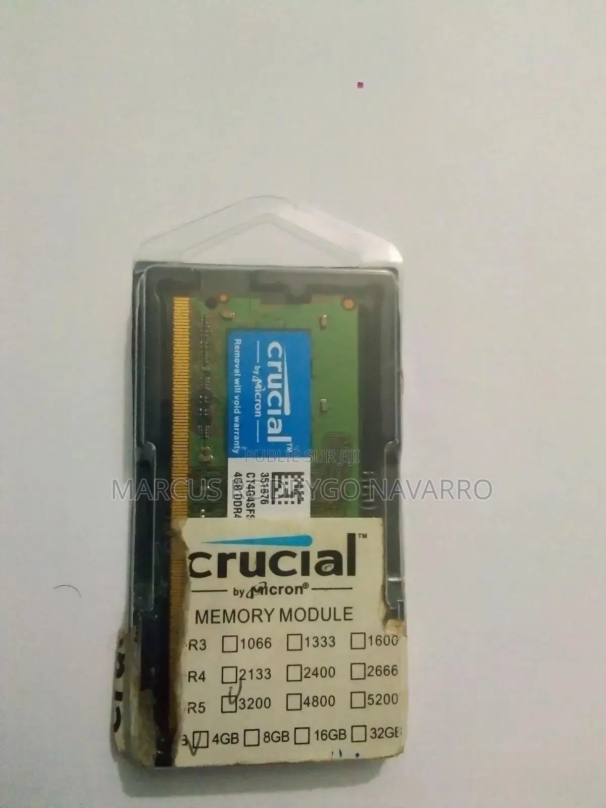 Barrette Ram Ddr4 4go ( Crucial )