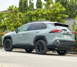 Toyota RAV4 TRD Off Road 2022 Gris