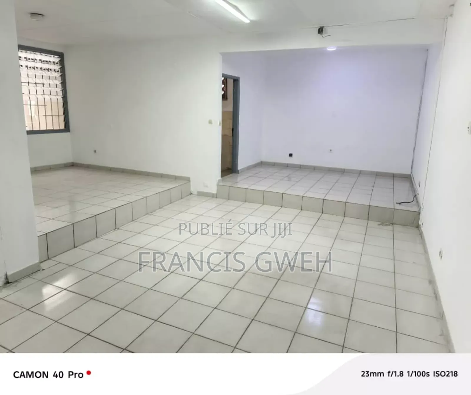 3chbre Villa dans Francis Gweh, Cocody à Louer