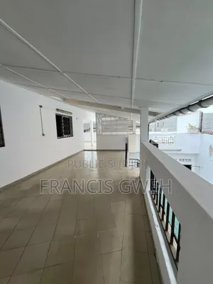 4chbre Duplex dans Francis Gweh, Cocody à Louer