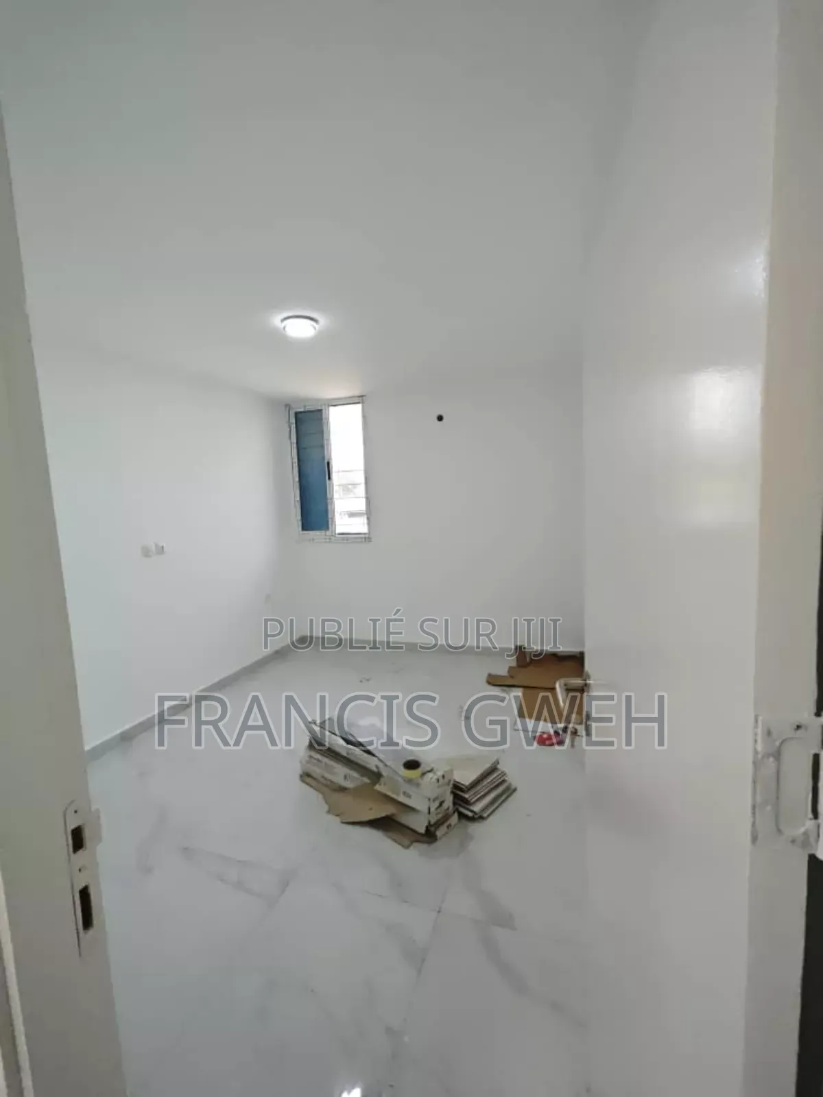2chbre Appartement dans Francis Gweh, Cocody à Louer