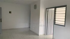 1chbre Appartement dans Francis Gweh, Cocody à Louer