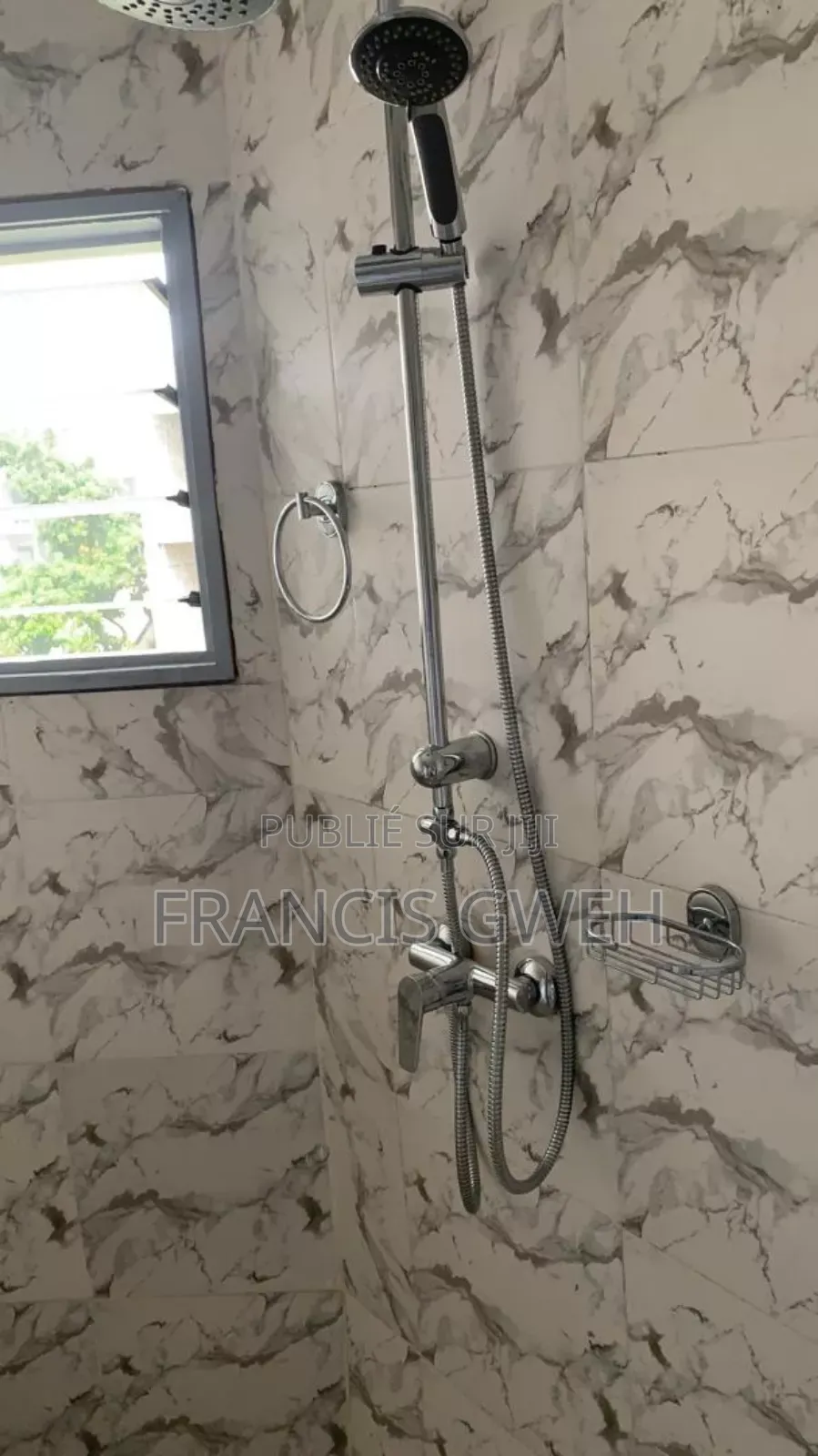 1chbre Appartement dans Francis Gweh, Cocody à Louer