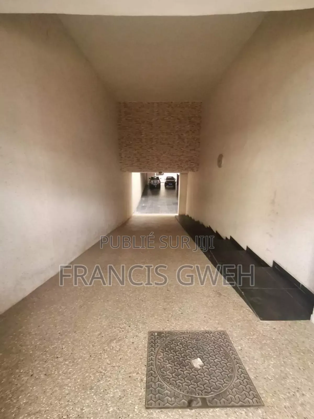 1chbre Appartement dans Francis Gweh Francis, Cocody à Louer