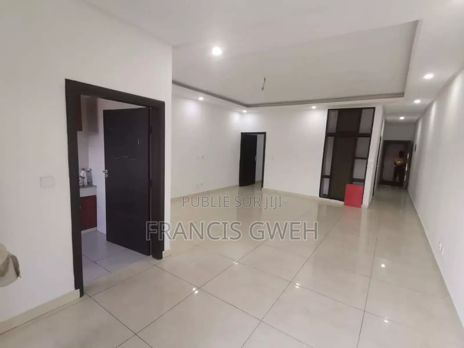 1chbre Appartement dans Francis Gweh Francis, Cocody à Louer