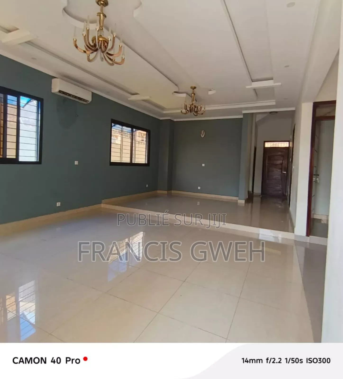 4chbre Duplex dans Francis Gweh, Cocody à Louer