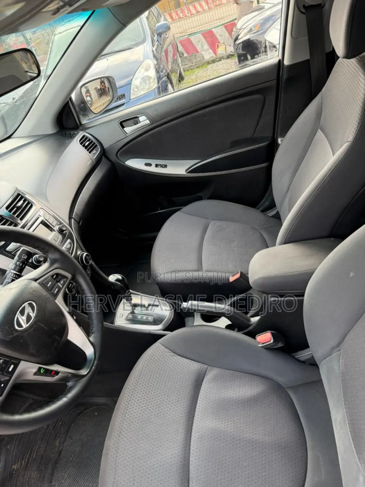 Hyundai Accent SE Sedan 2016 Blanc