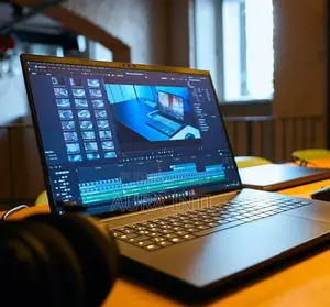 Nouveau Razer Blade Advanced 64GB Intel Core i9 SSD 2T