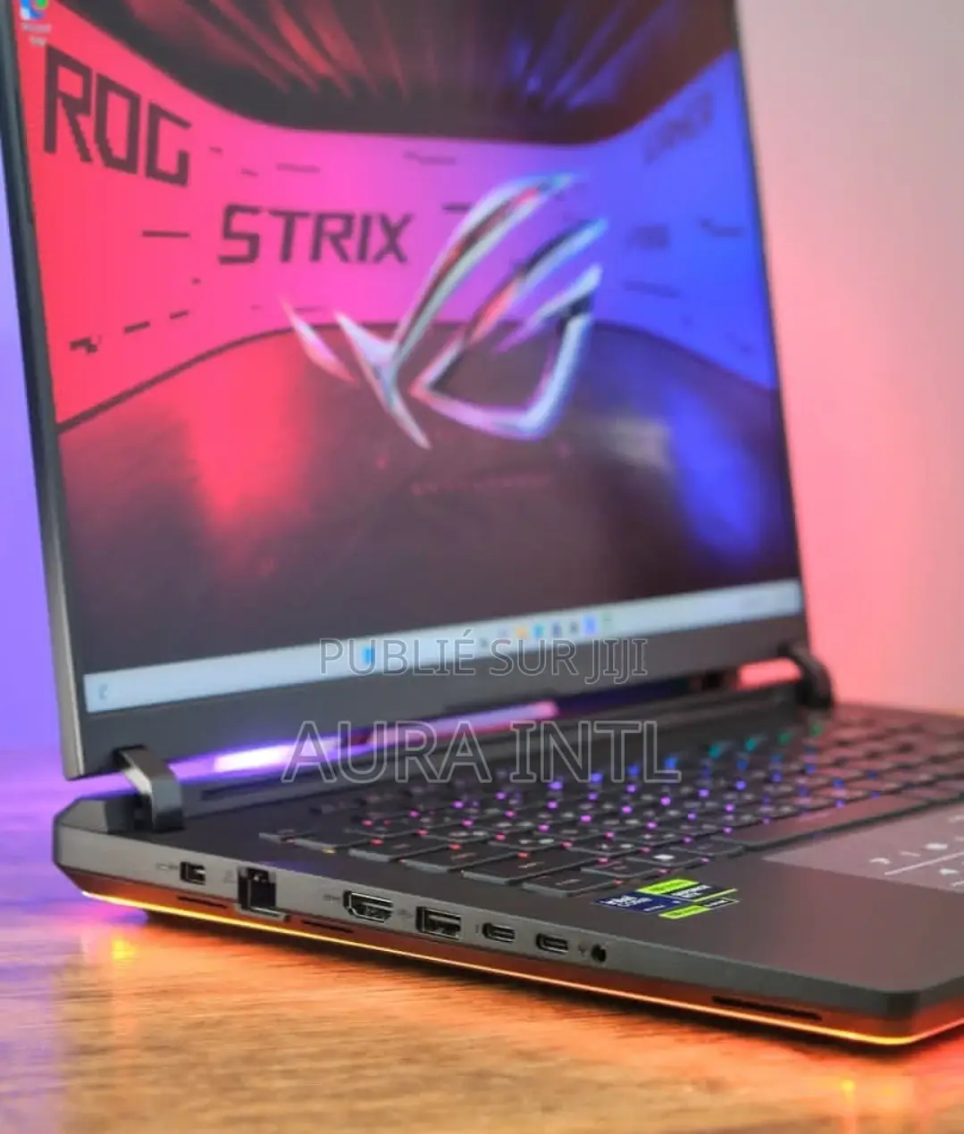 Neuf Asus ROG Strix SCAR Edition 32GB Intel Core Ultra 9 SSD 2T