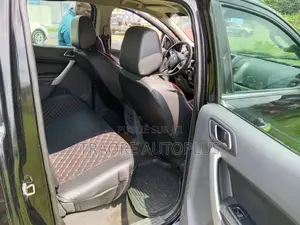 Ford Explorer XLT 4dr 4x4 (3.5L 6cyl 6A) 2013 Black