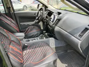 Ford Explorer XLT 4dr 4x4 (3.5L 6cyl 6A) 2013 Black