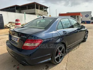 Mercedes-Benz C300 Luxury Sedan AWD (3.0L 6cyl 7A) 2009 Black