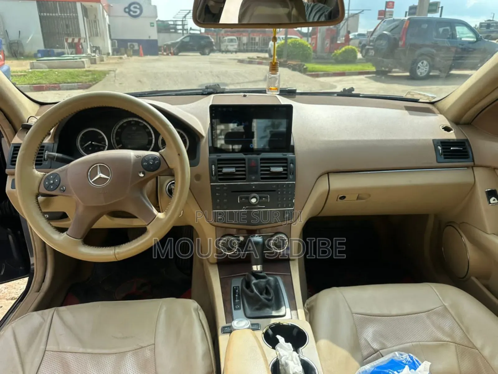 Mercedes-Benz C300 Luxury Sedan AWD (3.0L 6cyl 7A) 2009 Black