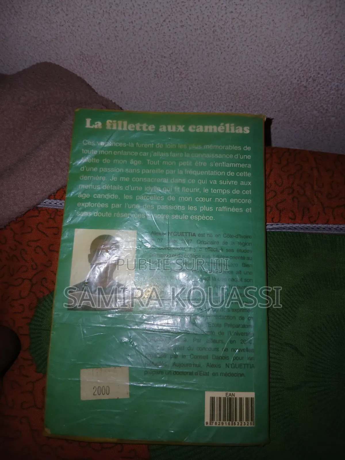 La Fillette Aux Camelias