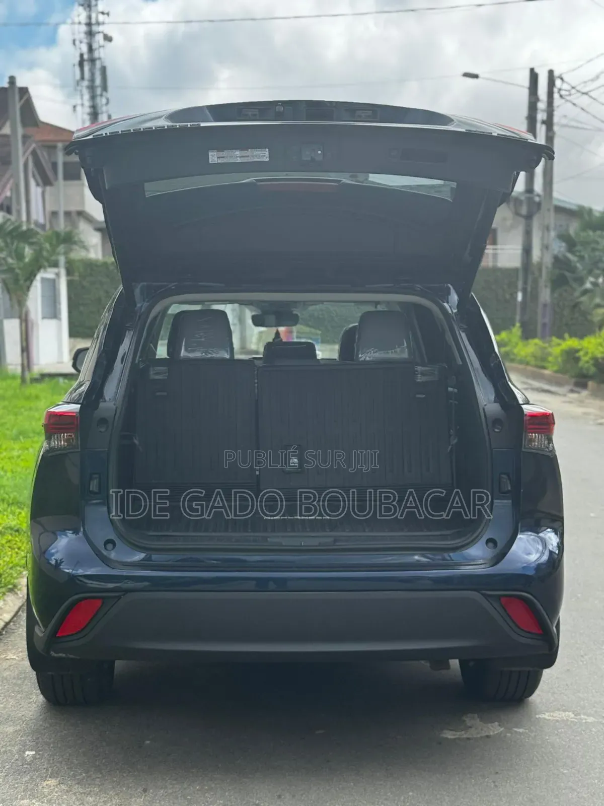 Toyota Highlander Limited 2021 Blue