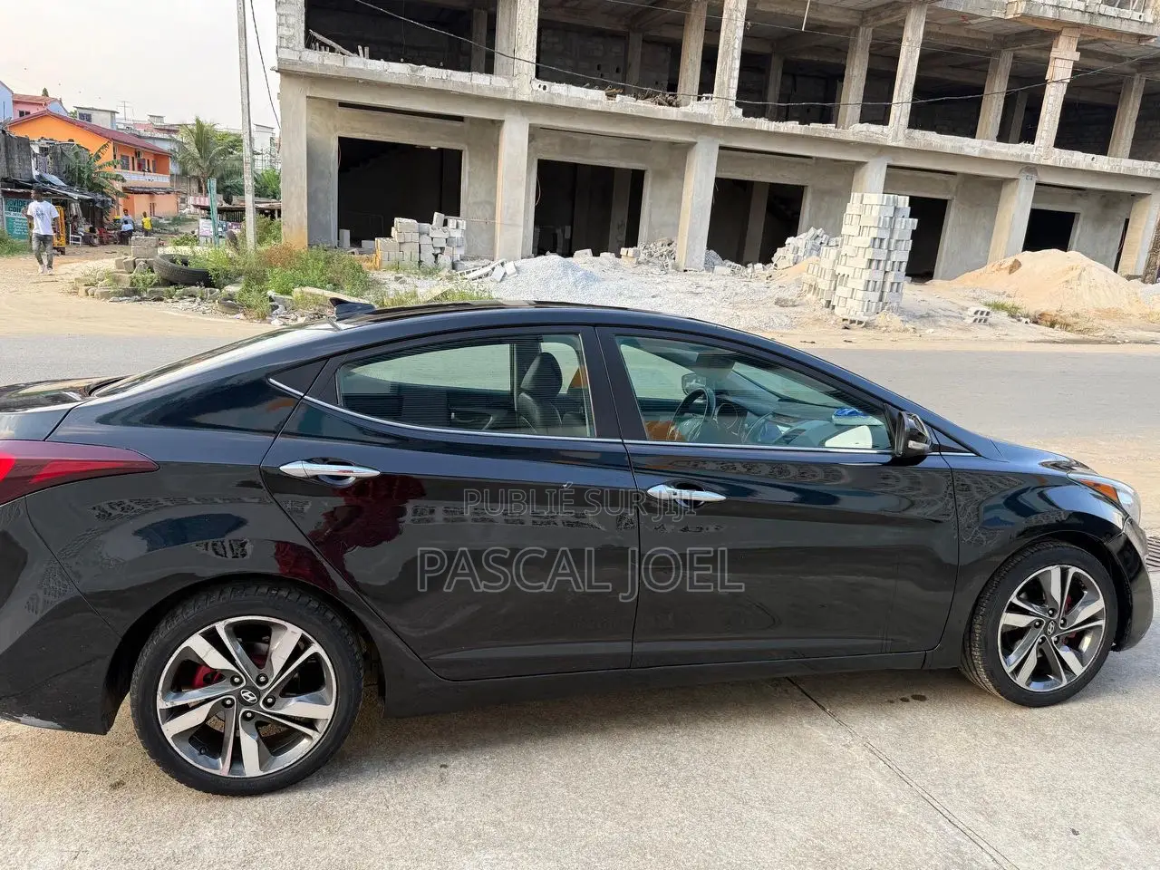 Hyundai Elantra Limited Sedan FWD (2.0L 4cyl 6A) 2017 Black